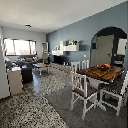 Casa Evan El Charco Гостевой дом Арресифе